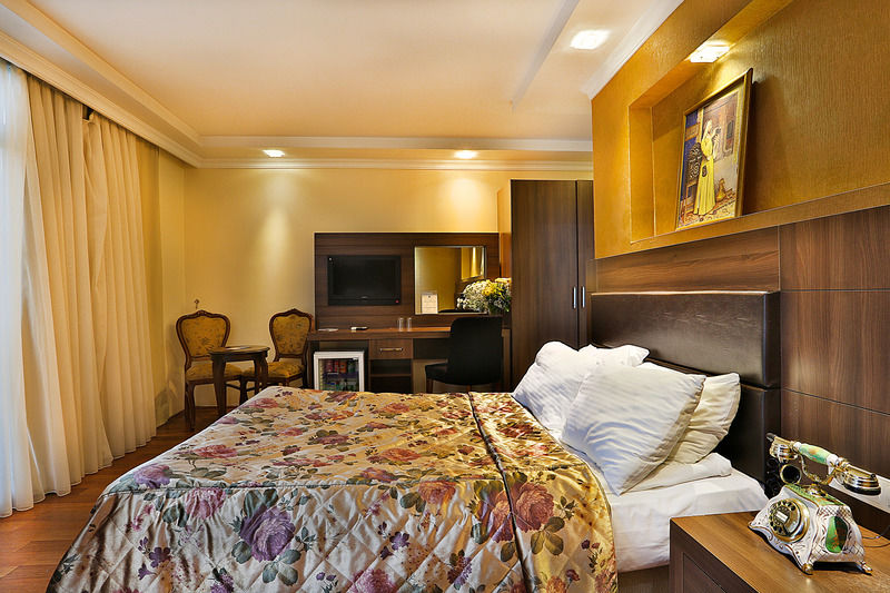 The Istanbul Hotel Buitenkant foto